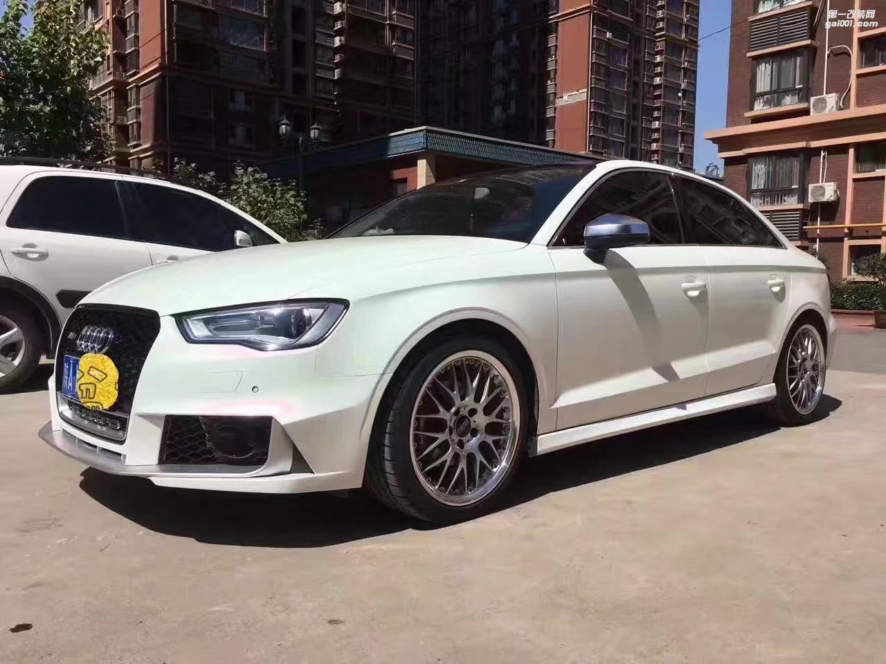 感謝陜西朋友回圖 奧迪 ，換 BBS  RS  18寸 ！
