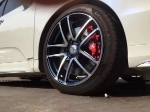 奧德賽 ，裝 ADVAN  F50 19寸，完工！