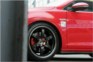 海亞：大眾高爾夫7GTI MK7 升級 RAYS TE37SL PW 18寸鍛造輪轂