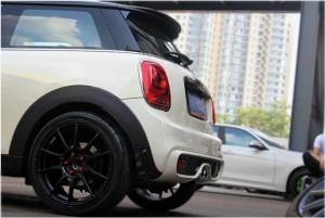 海亞：mini F56 R56  升級 SSR GTX01 18寸輕量化輪轂 橫濱AD08R輪胎