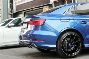 海亞： 奧迪 S3  改裝 ADVAN RZ2 18寸 輕量化輪轂