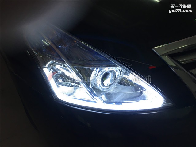 廣州日產(chǎn)天籟 07-12款改燈，車燈改裝升級：卡萊姆浦海拉5雙光透鏡 + 漢雷氙氣大燈 +德國澳茲姆安定器 +白天使 +綠惡魔 + LED轉(zhuǎn)向日行燈