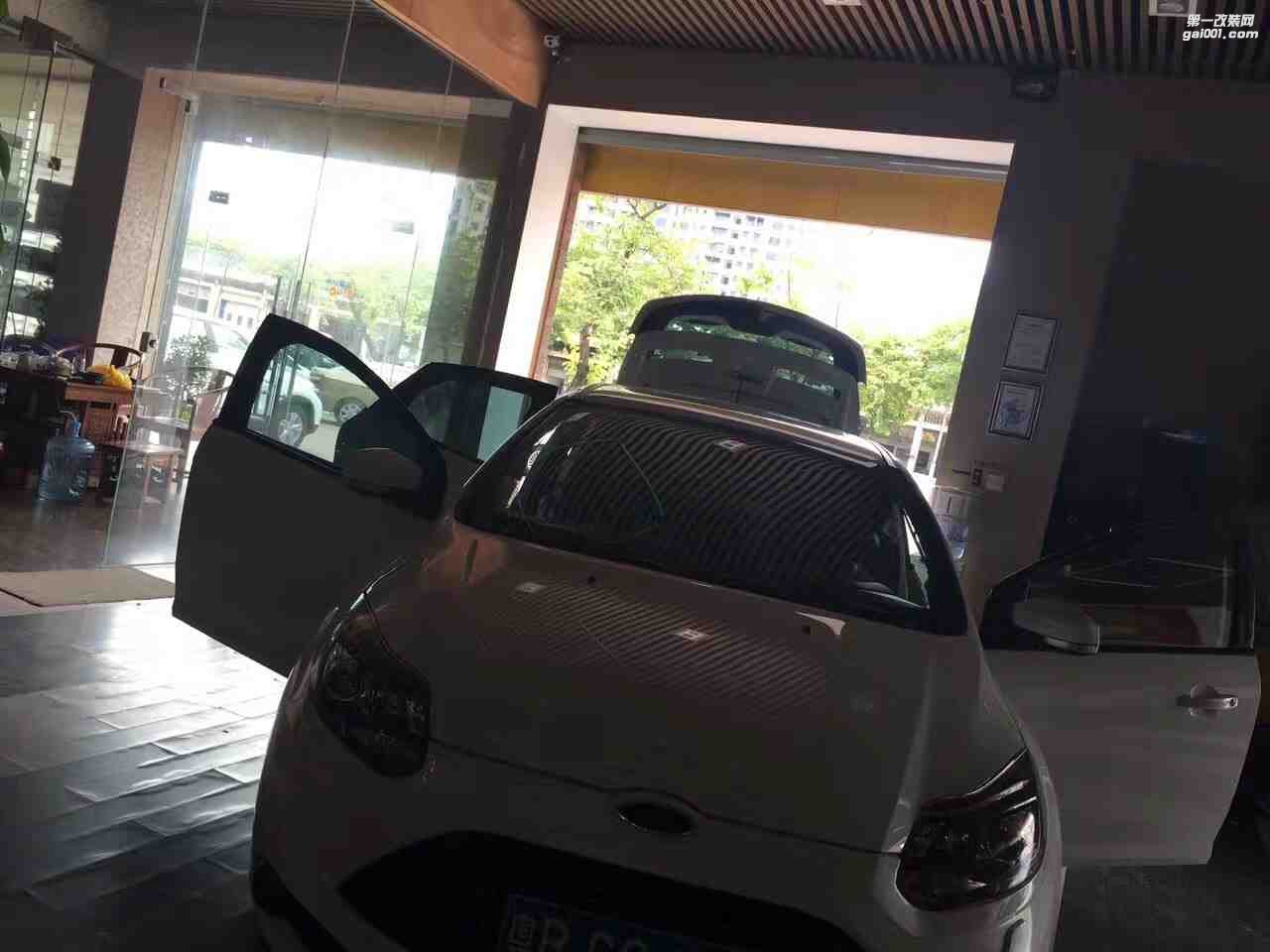 汕頭市星悅汽車音響升級中心?？怂筍T 4門大能隔音，勁浪no7三分頻主動，歐迪臣TH功放，BIT ONE處理器