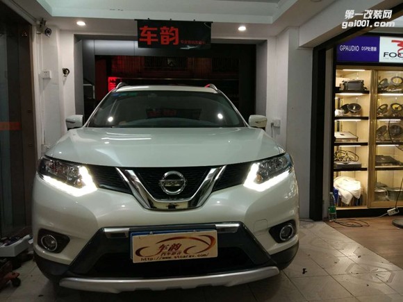 告別松散音質(zhì)，汕頭日產(chǎn)奇駿汽車音響改裝黃金聲學(xué)GS165.2大白鯊七層輪轂隔音 潮南車韻汽車影音