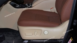 豐田陸巡電動(dòng)座椅電動(dòng)尾門(mén)改裝案例