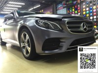 新奔馳E系改色今年流行色電光灰 南昌96Auto汽車隱形車衣透明專業(yè)店