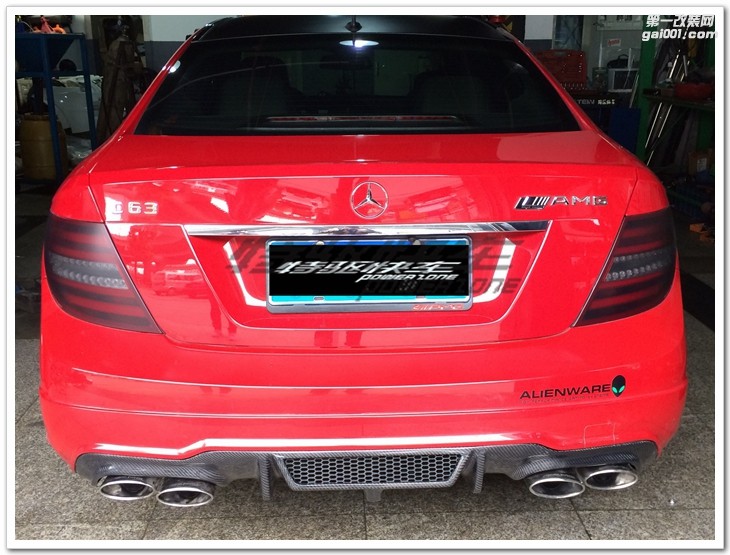 成都奔馳C180轎跑改裝AMG C63包圍