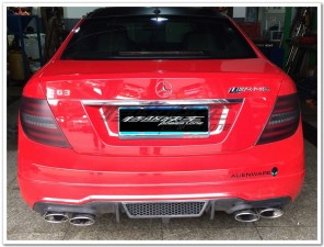 成都奔馳C180轎跑改裝AMG C63包圍
