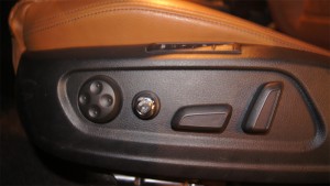 大眾CC通風(fēng)座椅改裝