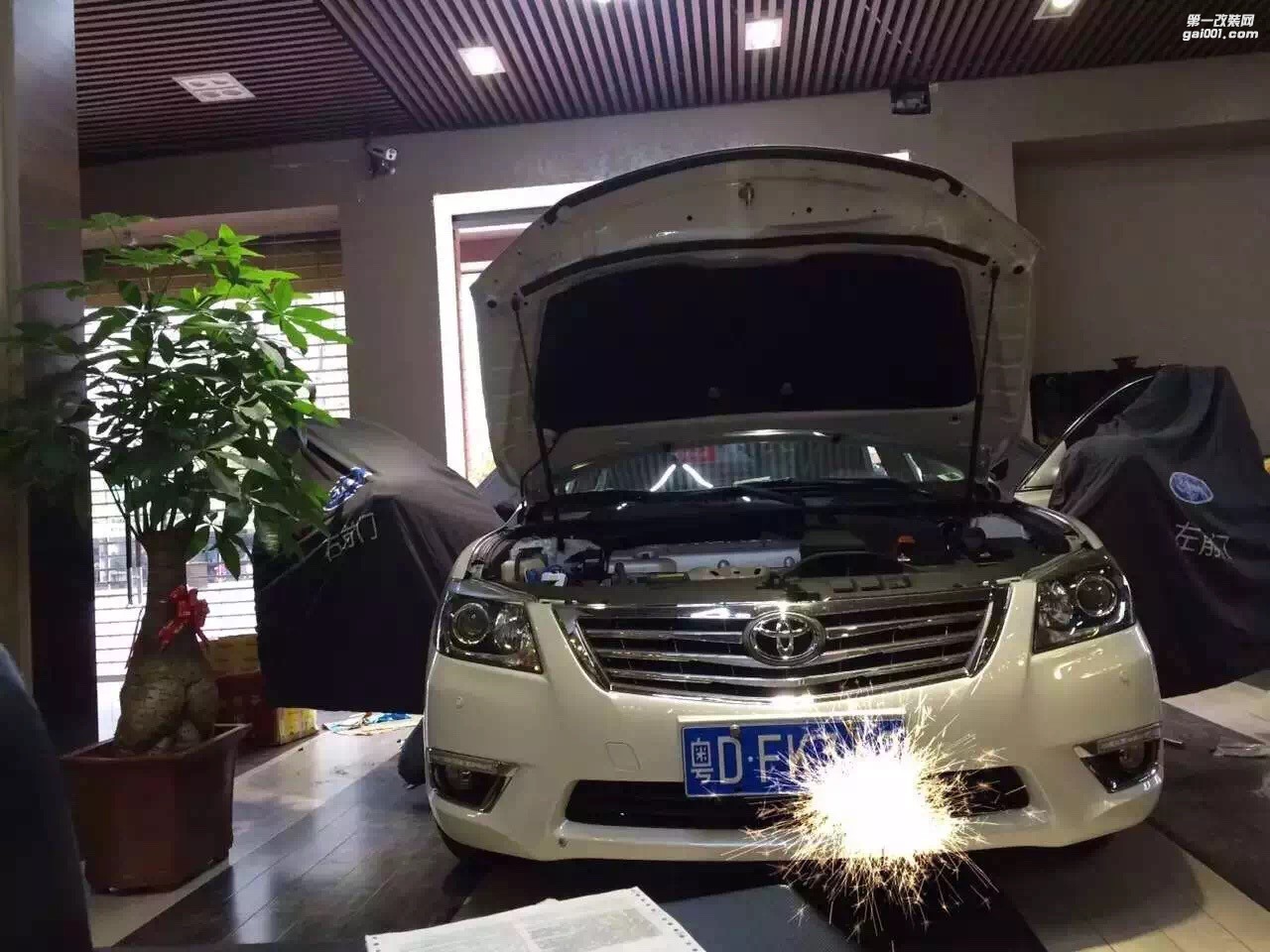 豐田凱美瑞升級4門星悅隔音汽車音響改裝意大利赫茲喇叭歐迪臣功放赫茲低音炮汕頭市星悅汽車音響升級中心