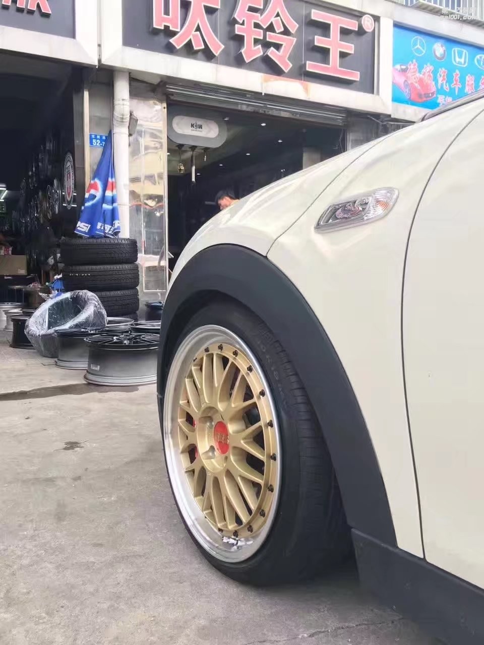 MIini，裝 全新 BBS LM 18寸 ，完工！