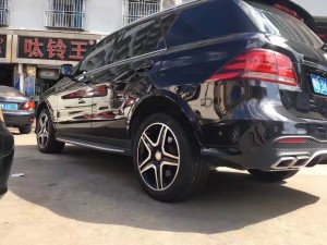 奔馳 ，換 原裝 20寸 AMG 完 工！