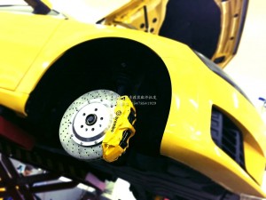 新款TTQ升級(jí)前Brembo GT6活塞剎車后加大盤