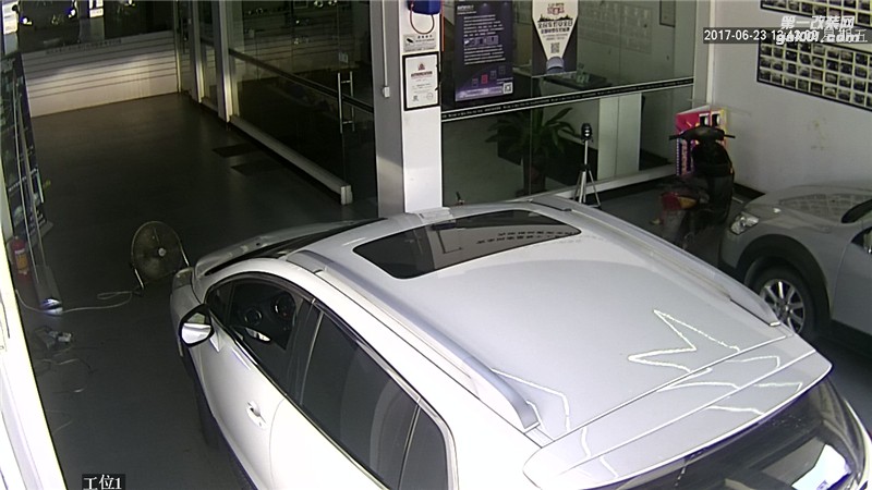 車燈改裝只看價格就好了？中山清風(fēng)車影燈改告訴你什么是專業(yè)改燈店！
