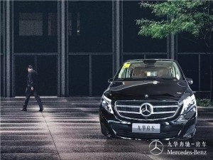 奔馳V-Class平頂商務(wù)房車—非凡內(nèi)涵，不彰自顯