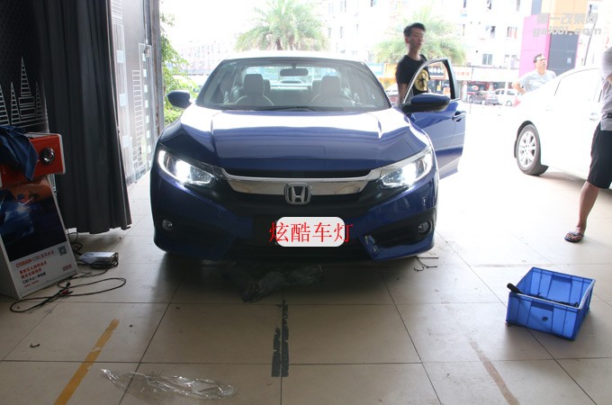 深圳十代思域汽車(chē)改燈廣州炫酷車(chē)燈改裝升級(jí)燈光