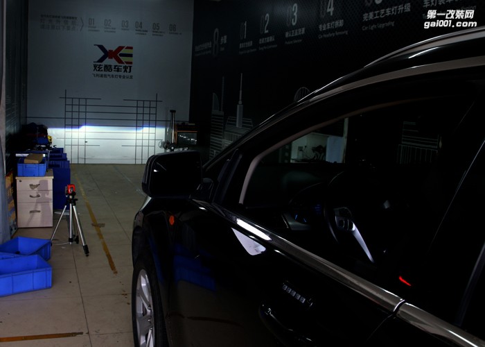 銳界汽車燈光不亮怎么辦 廣州炫酷車燈改燈升級(jí)Q5透鏡