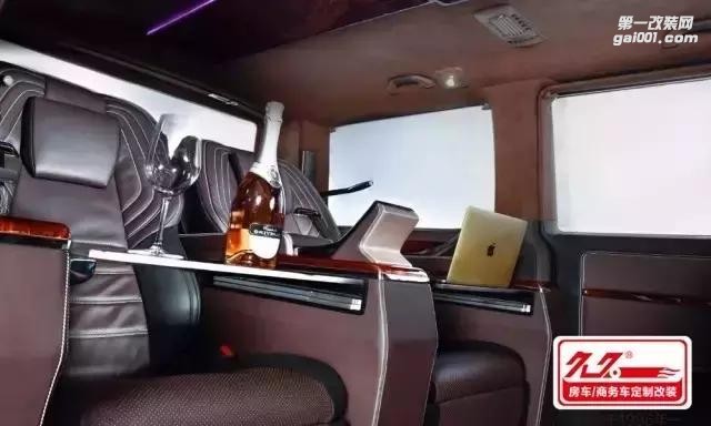 為什么豪華商務(wù)車4座會備受青睞？