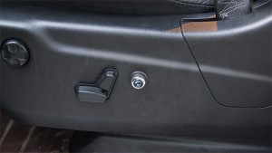 吉普大切諾基空調(diào)座椅改裝