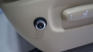 豐田陸地巡洋艦主副駕駛通風(fēng)座椅改裝