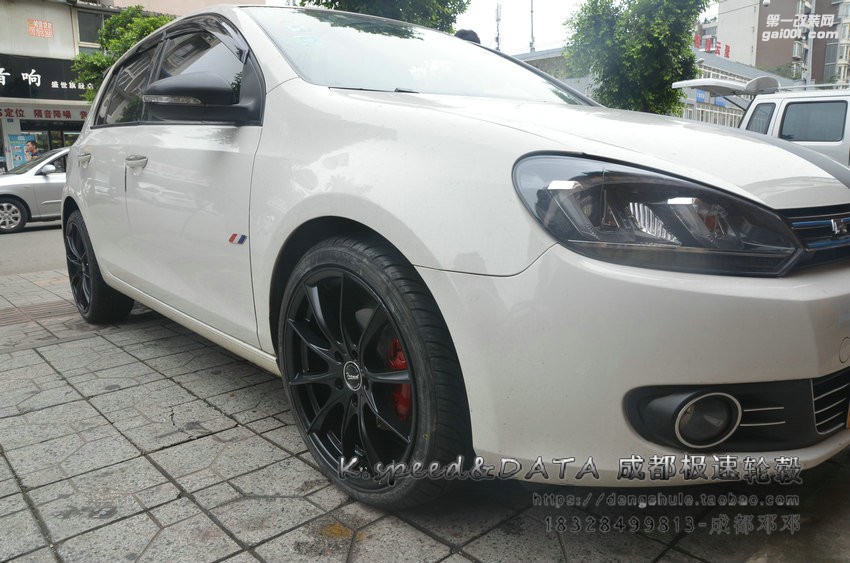 成都極速眾高爾夫 升級(jí)18寸雅泛迪SP91 半亞黑裝車(chē)案例