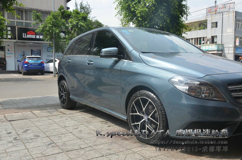 成都極速奔馳B200 換裝17寸極速輪轂KX5325 黑色車面裝車案例