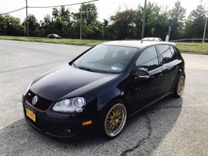 謝謝美國朋友的發(fā)來美圖：大眾，裝 18寸  BBS  LM ，真漂亮！ ????