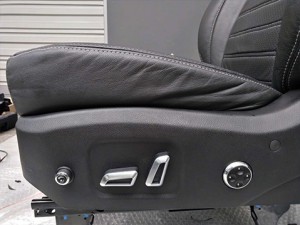 福特銳界12向電動座椅+座椅通風(fēng)改裝--成都威威車改