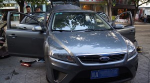 長安福特車除瀝青去異味—成都威威車改