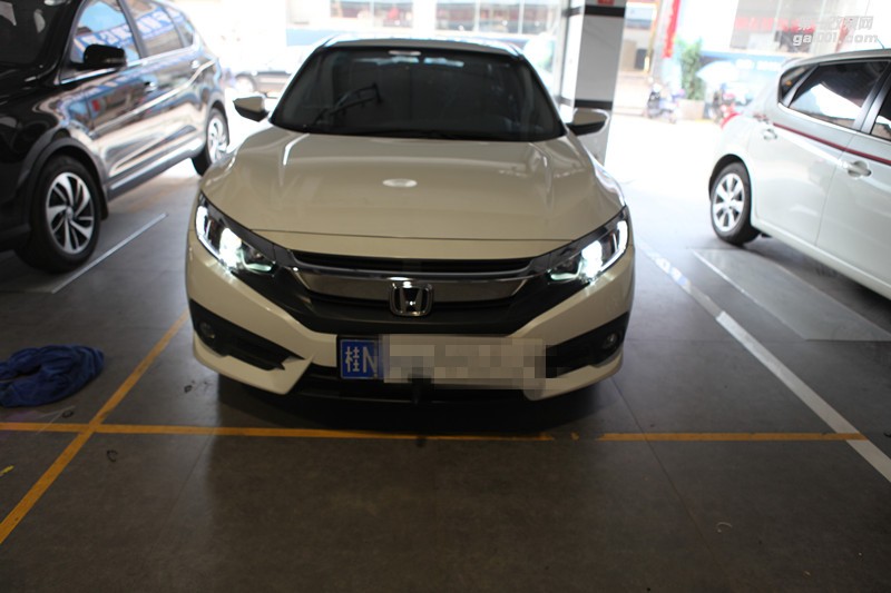 廣西振翔車燈升級(jí)，專業(yè)升級(jí)車燈，思域升級(jí)雙光透鏡