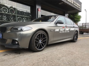 寶馬525LI輪轂輪胎改裝升級