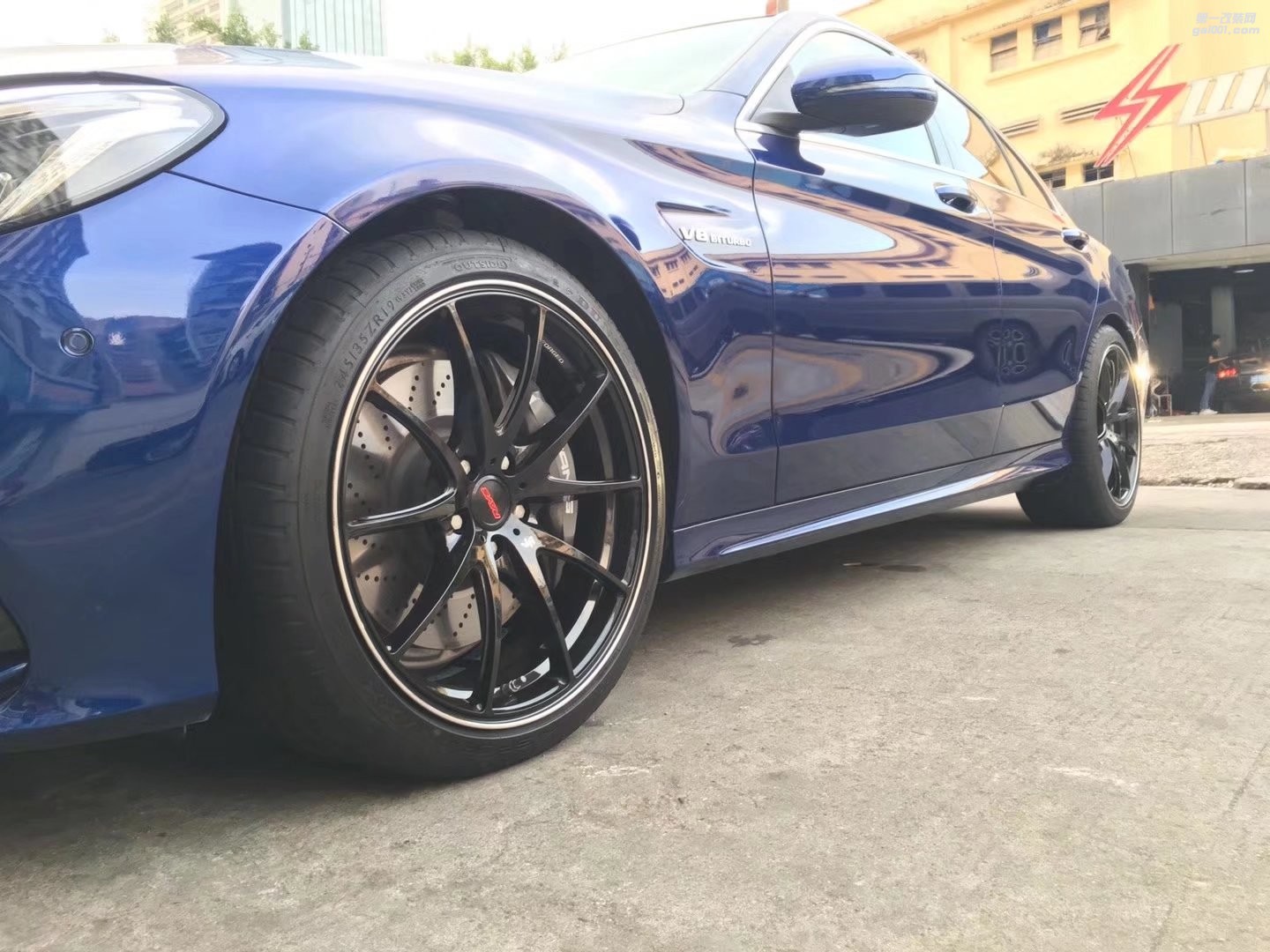 奔馳 C63，換 全新 RAYS G25 完工