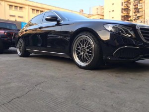 奔馳，換 BBS  LM 19寸 完工！