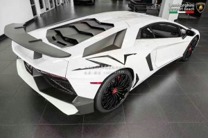 蘭博基尼 LP700 升級(jí) LP750 SV 包圍套件
