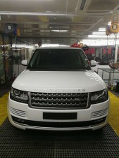 路虎攬勝加裝360度全景，威固頂級隔熱膜、龍膜透明保護膜