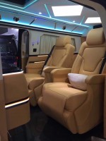商务利器，你值得拥有！奔驰V260改装温馨浪漫内饰航空座椅沙发床高顶