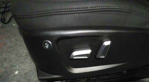 寶馬218電動座椅+座椅加熱改裝—成都威威車改