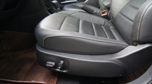 大眾寶來電動座椅改裝—成都威威車改