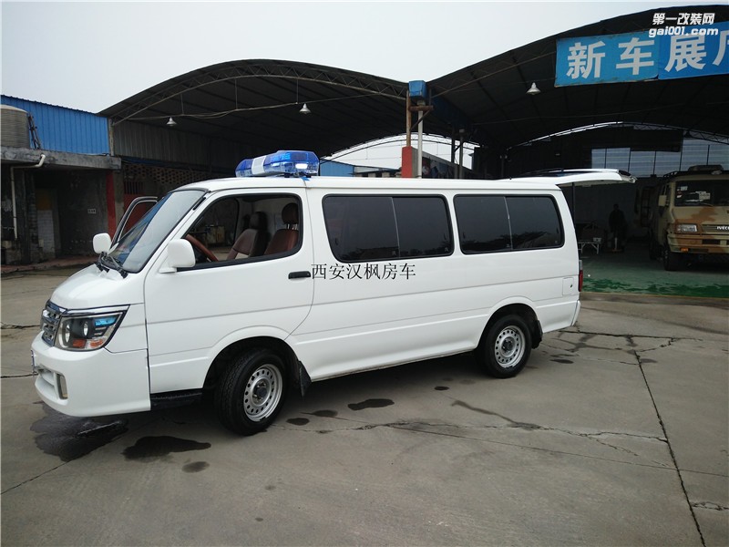 金杯醫(yī)護車改裝--漢楓房車