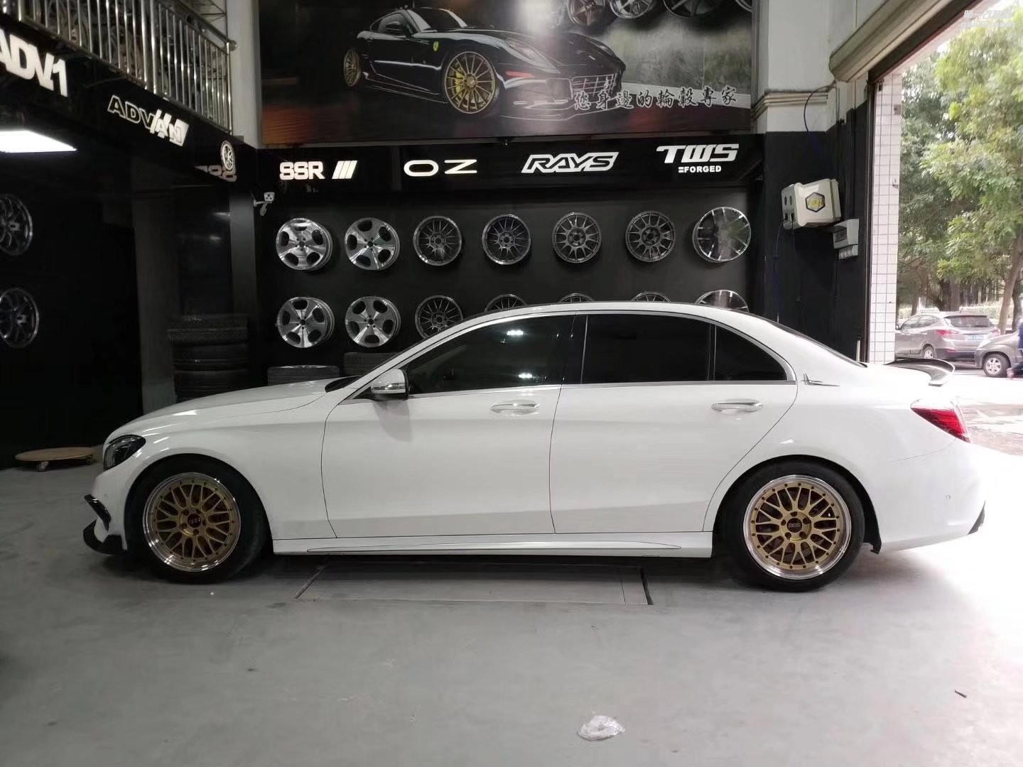 奔馳，換 日本 BBS LM 完工！