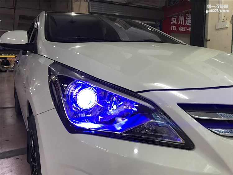 貴陽(yáng)專(zhuān)業(yè)改裝現(xiàn)代汽車(chē)改裝大燈改裝透鏡氙氣燈藍(lán)色惡魔眼
