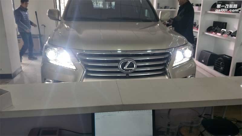 【西寧精藝精】凌志570車燈改裝-西寧專業(yè)汽車燈光改裝店