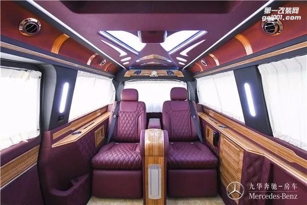 男人的紅顏知己：奔馳V-Class星逸版豪華商務房車！