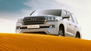 豐田酷路澤“搖”身一變成暖男，愛(ài)在心窩