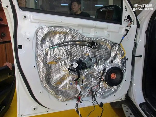 濰坊起亞索蘭托汽車音響改裝ATI極致6.2+捷力W3  濰坊成功音響改裝