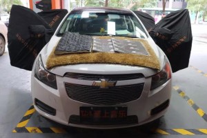 靜在途中，隨心暢駕。--清遠(yuǎn)至上汽車音響改裝雪佛蘭科魯茲全車美特靜隔音升級(jí)
