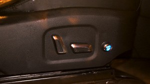 馭勝S350改電動座椅通風加熱—成都威威車改