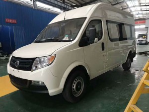 東風(fēng)御風(fēng)房車--洗澡車展示