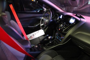 大宇車迷站 福特ST改裝德國(guó)BERGER彩色安全帶