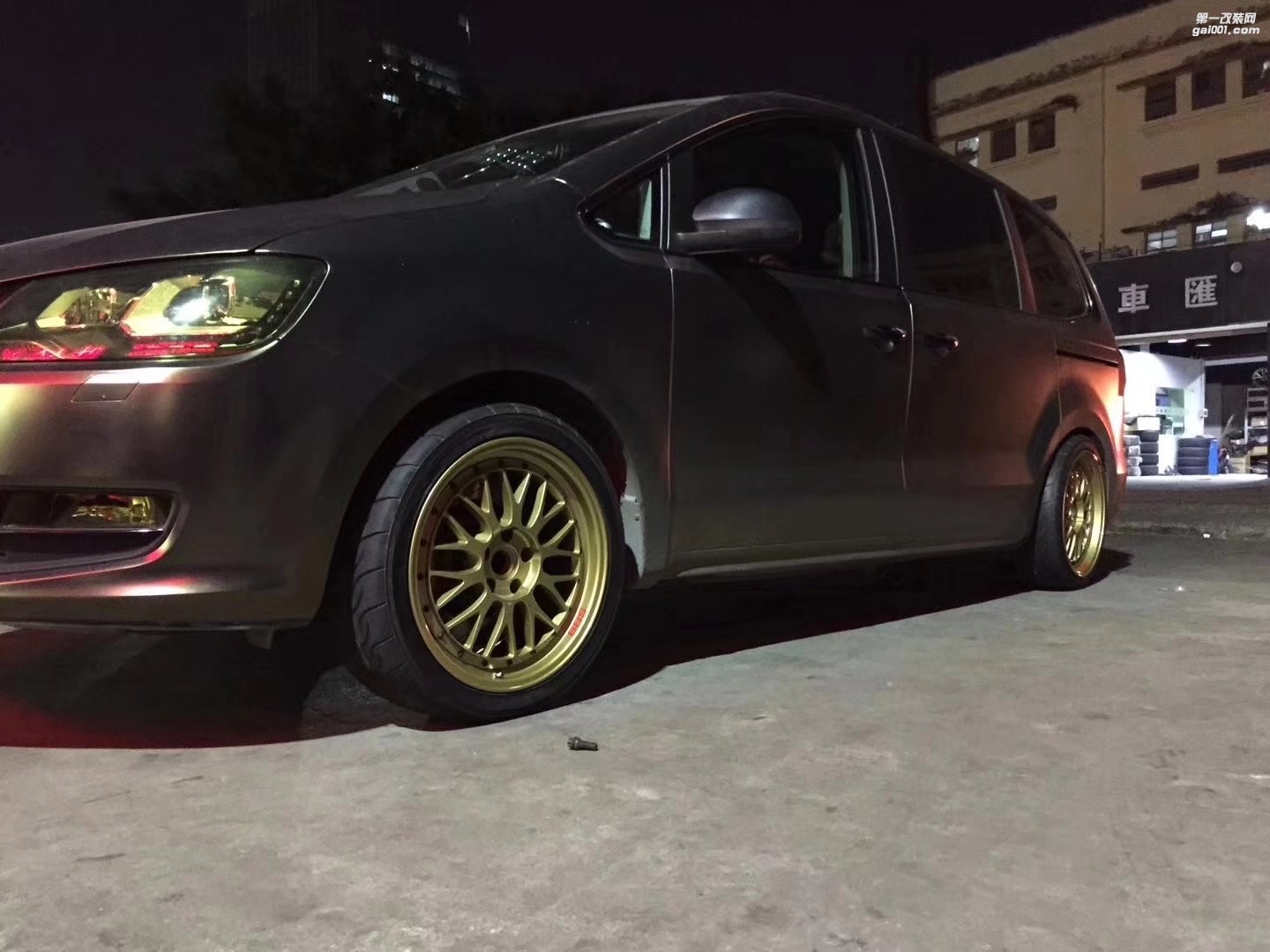 大眾，換 BBS LM 18寸 完工。